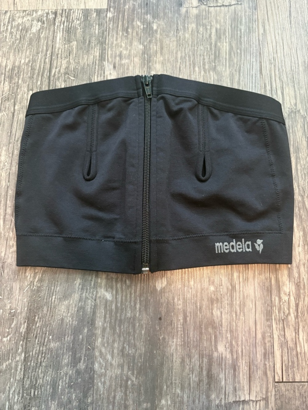 Medela Hands Free pumping bra